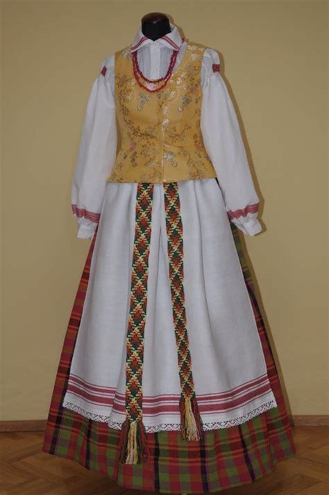 tautiniai kostiumai national dress folk costume clothes