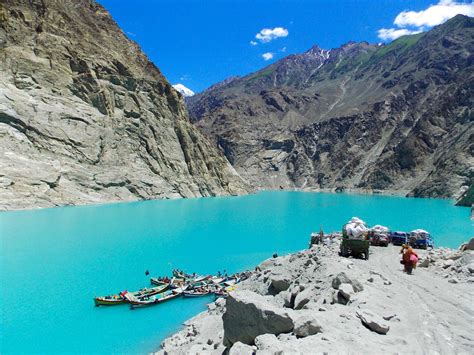 Attaabad Lake, Hunza (Pakistan) : Photos, Diagrams & Topos : SummitPost