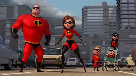 pixar debuts new incredibles 2 trailer filmfoodieozzy