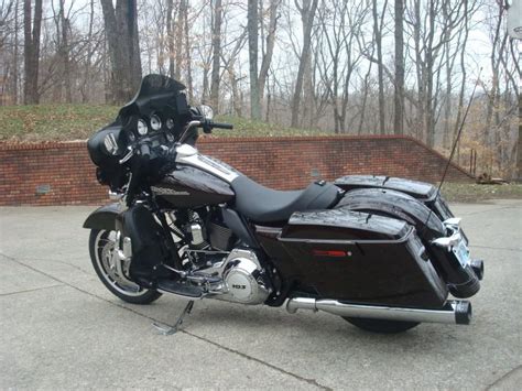 We have seats available for all harley models so you're sure to find the right parts for your bike. Solo Seat for 2010 Street Glide - Harley Davidson Forums ...