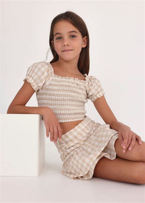 short skirt for girl invisible zip fastening on the side of the item made from 100 cotton