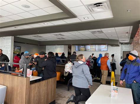 Its Official Whataburger Opens In Colorado Springs