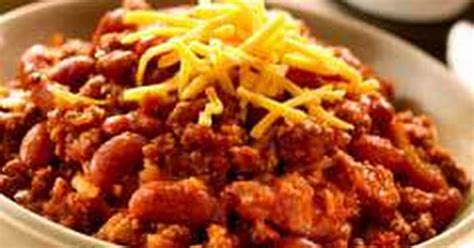 Serve with shredded cheese, sour cream, and cornbread. Kidney Beans with Ground Beef Recipes | Yummly