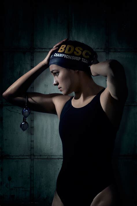 29 Best Swim Team Photography Images On Pinterest Senior Photography