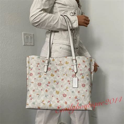 Nwt Coach C8612 Mollie Tote In Signature Canvas With Mystical Floral