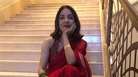 Neena Gupta Looks Ravishing In Red Hot Saree For Shubh Mangal Zyada Saavdhan Promotions India Tv