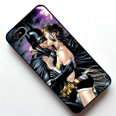 Batman Kissing Wonder Woman Phone Case For Iphone 4s 5s 5c 6 6s Plus Ipod 4 5 6 Samsung S2 S3 S4