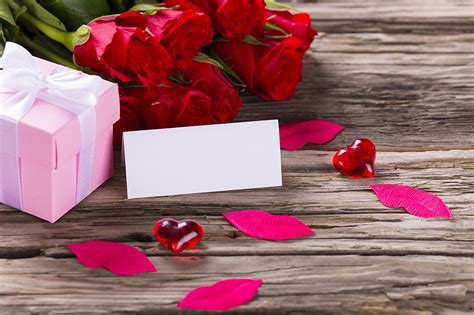 Fonds Decran Amour Saint Valentin Roses Cadeaux Cœur Pétale Fleurs