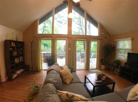 Click here for a map of the local wineries. Hot Tub Heaven #9 - Hot Tub Heaven Vacation Cabins