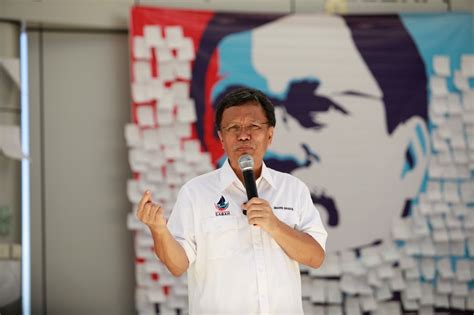 The opposition will have to choose between pkr president datuk seri anwar ibrahim and parti warisan sabah president datuk seri mohd shafie apdal for their choice of candidate for. Malaysians Must Know the TRUTH: As clock ticks down to Sabah election, a laser-focused Shafie ...