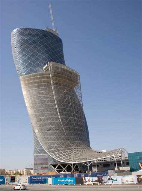 World Visits Capital Gate Leaning Tower Of Abu Dhabi