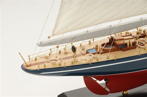 Endeavour Model Yacht Handcrafted Wooden Ready Made Sailing Boat Model