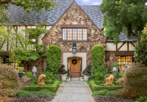 10 Ways To Bring Tudor Architectural Details To Your Home