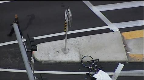 Bicyclist Fatally Struck In Miami Wsvn 7news Miami News Weather Sports Fort Lauderdale