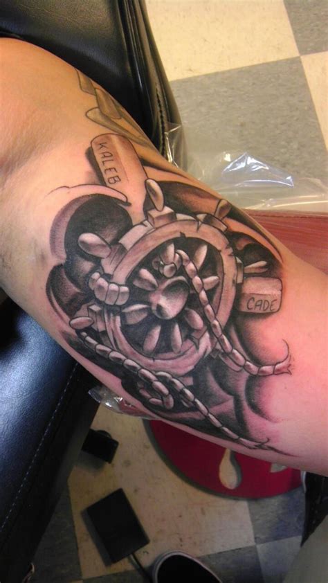 «cap'n #illustration #sailor #man #seaman #sea #ocean #ship #tattoo #captain». My Captains Wheel Tattoo | Addiction. | Pinterest