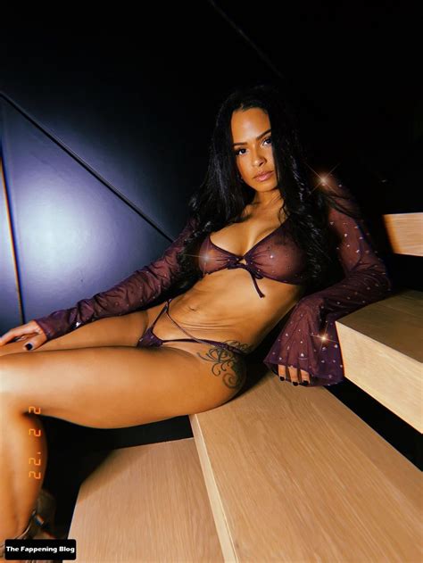 Christina Milian Flashes Her Nude Tits Photos Thefappening