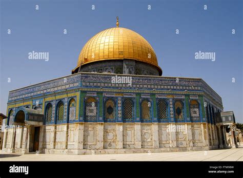 Mosque Of Omar In Jerusalem Hi Res Stock Photography And Images Alamy