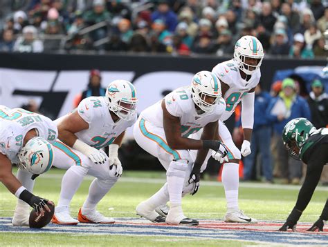 5 Miami Dolphins Offensive Lineman Hoping For A Practice Squad Spot