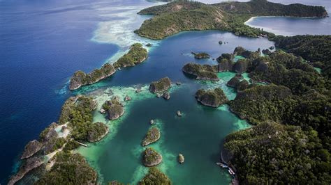 Fam Islands Archipelago Aerial View West Papua Indonesia Windows