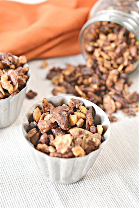 Ingredients · ½ cup almonds · ½ cup pecans · ½ cup walnuts · ½ unshredded coconut flakes · ¼ cup pumpkin seeds · ¼ cup sunflower seeds · ¼ cup ground flaxseed · ½ tsp . BEST Keto Granola! Low Carb Keto Pumpkin Spiced Granola