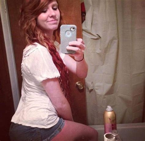 Of The Worst Selfie Fails By People Who Forgot To Check The Background
