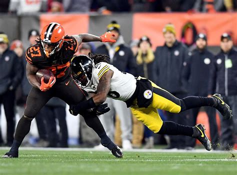 Browns Steelers Conclude Nfls Thursday Night Game With Brawl