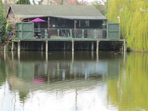 Maybe you would like to learn more about one of these? Swan Cabin - Leven Park Lake
