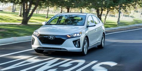 Hyundai Ioniq Electric Review 2024 Drive Specs And Pricing Carwow