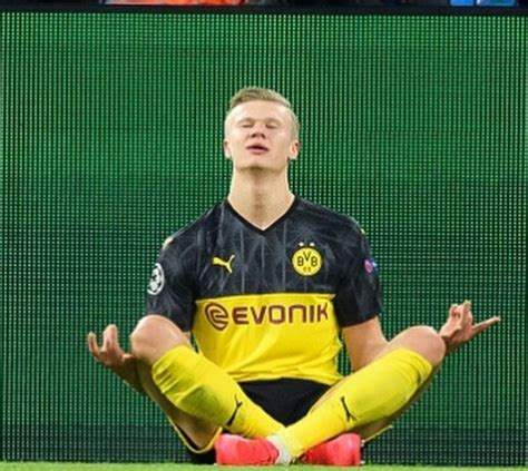 Player for @bvb and @nff_info golden boy 2020 official ig: Erling Haaland - Bio, Net Worth, Position, Current Team, Stats, Transfer, Agent, Salary ...