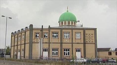 Jul 23, 2021 · medina mosque provides nikah services according to the islamic practice of marriage principles. BBC News - Judge rules on future of Southampton's Medina ...