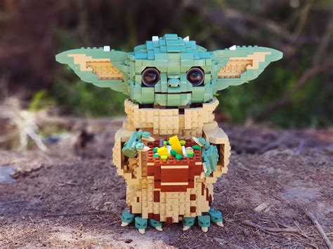 Baby Yoda Lego Moc Is Having A Good Day Out Everydaybricks