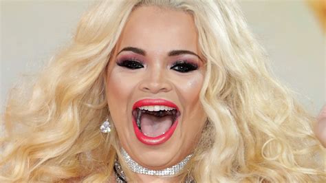 Heres What Trisha Paytas Eats In A Day