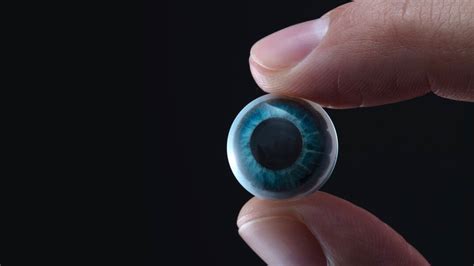 Mojo Visions Augmented Reality Contact Lenses Kick Off A Race To Ar On Your Eye