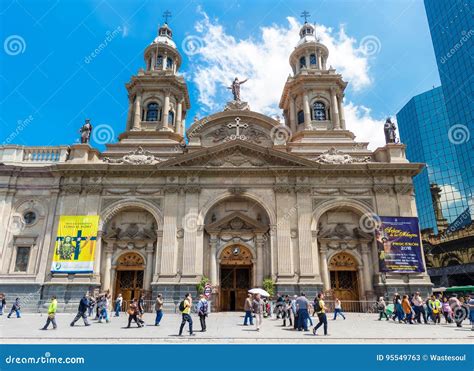 Catedral Metropolitana De Santiago Em Plaza De Armas O Chile Foto De