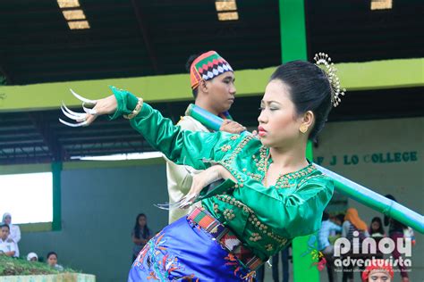 Sulu Witnessing The Pangalay A Traditional Tausug Dance Pinoy