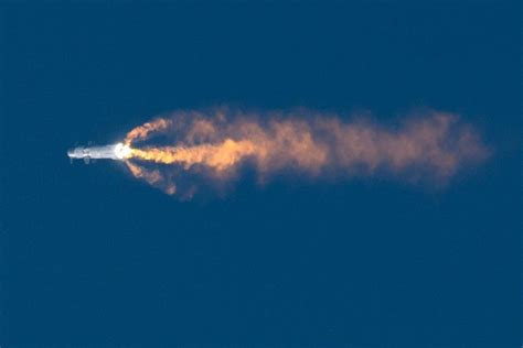 Elon Musks Spacex Starship First Launch Ends In Mid Air Explosion