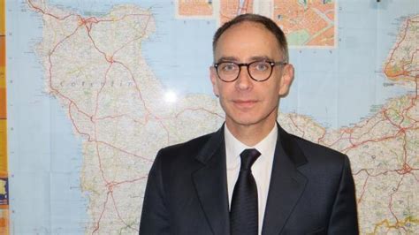 P/ecrire caf de la manche, 63 boulevard amiral gauchet 50 306 les données personnelles communiquées seront utilisées dans le cadre de la publication de votre avis. Fabrice Rosay, le nouveau sous-préfet de la Manche ...