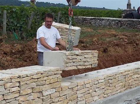 Mur en pierre- ECOmuret | Arka bahçe peyzaj tasarımı, Walled garden