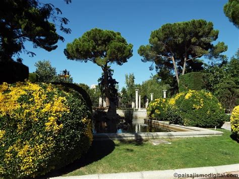 Dette er et kunstnerisk område som er kjent for vi har 600 hoteller innenfor en radius på 1,6 km fra jardines de cecilio rodríguez som du har valget. Los exclusivos JARDINES DE CECILIO RODRIGUEZ