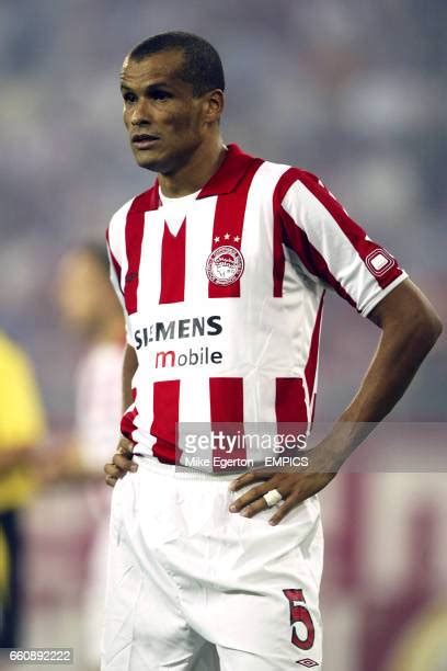 Rivaldo Olympiakos Photos And Premium High Res Pictures Getty Images