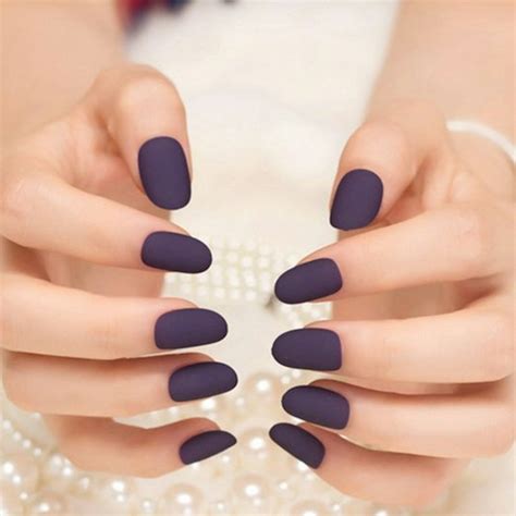 17 Sets Of Pretty Press On Nails For Anyone Totally Over Acrylics