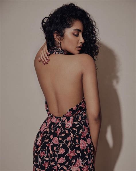Top 10 Anupama Parameswaran Hot And Sexy Photos