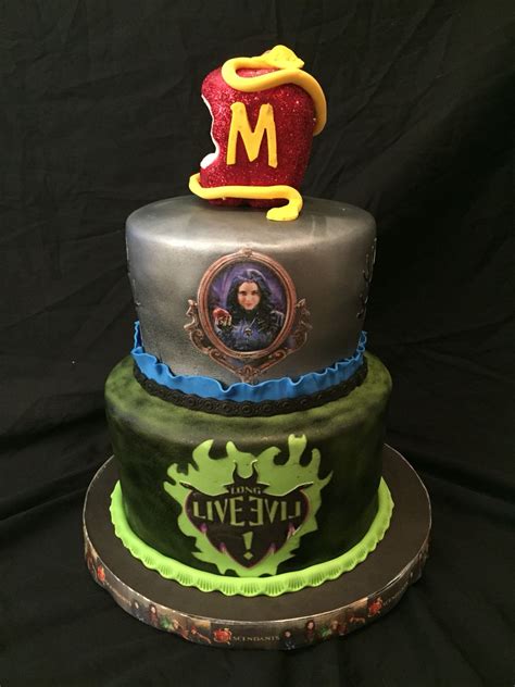 Disney Descendants Cake Disney Cakes Disney Descendants Party