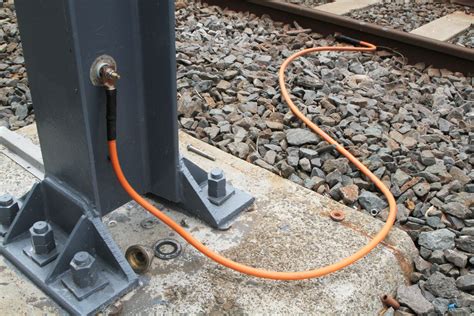 Fresh Looking Grounding Jumper Between Stanchion And Running Rails