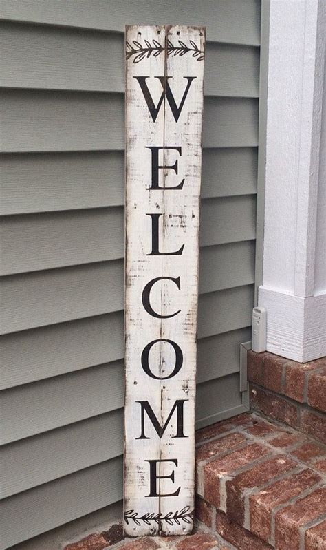 Welcome Sign Painted On Reclaimed Pallet Wood Wood Pallets Front