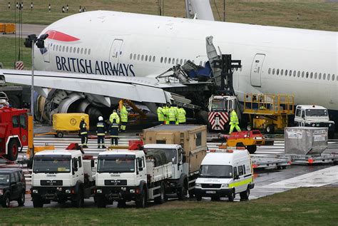Asiana Plane Crash Echoes 08 British Airways Incident Cbs News