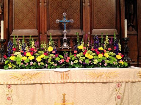 Flowers for the altar are often given to mark or honor special life events such as birth and birthdays; Easter altar | Flores