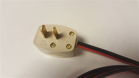 12v 2 Pin Plug For Sale In Uk 53 Used 12v 2 Pin Plugs