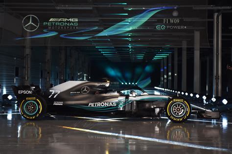 Mercedes Amg Petronas F1 Team Wallpapers Wallpaper Cave