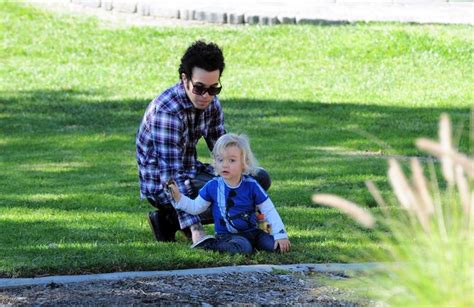 Thomas jacob black aka jack black is an actor, comedian, musician and producer. Pete Wentz And Jack Black Hang At The Park With Their Kids